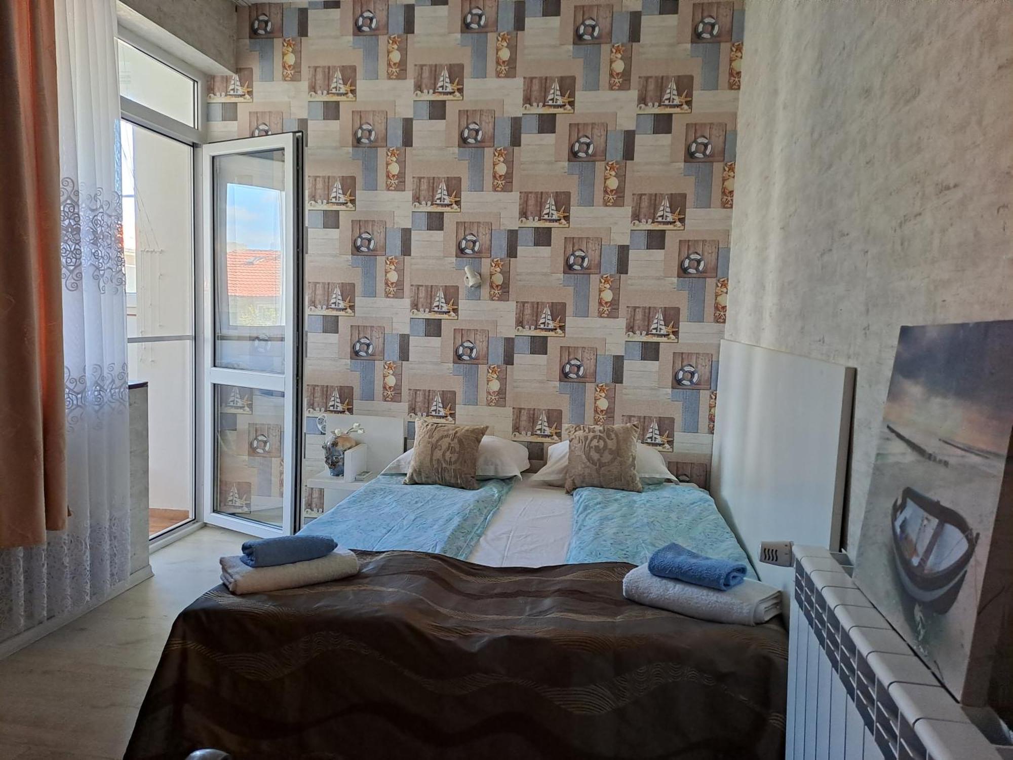 Morska Zvezda Guest House Pomorie Bilik gambar