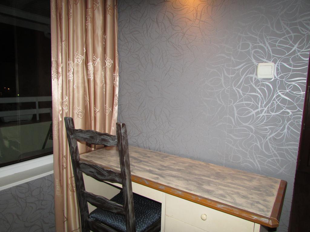 Morska Zvezda Guest House Pomorie Bilik gambar